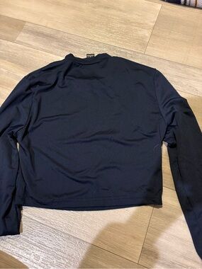 SHEIN Navy Blue Long Sleeve Crop Top